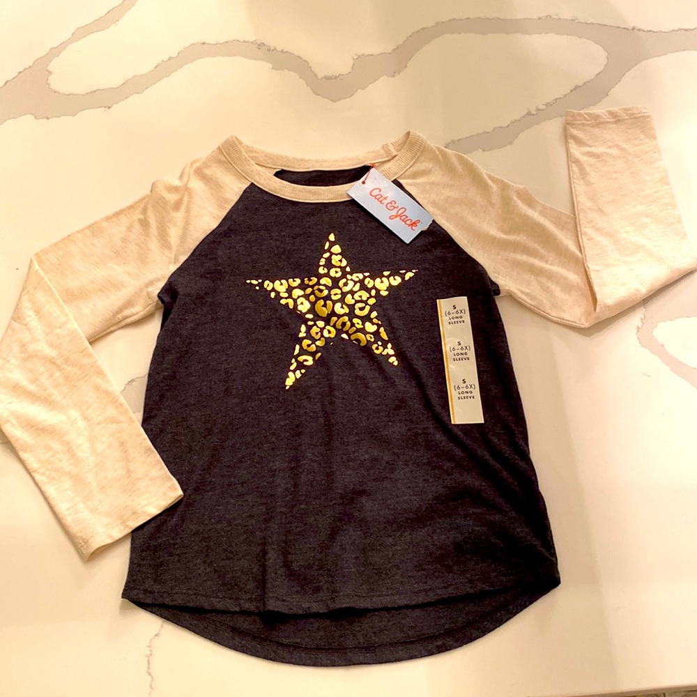 Girls Cat & Jack long sleeve shirt size 6-6X